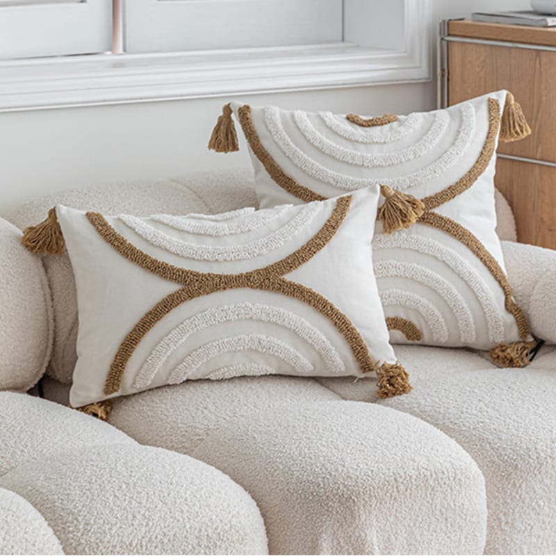 Boho Throw Pillow Covers with Tassels – Artful Texture for Modern Spaces