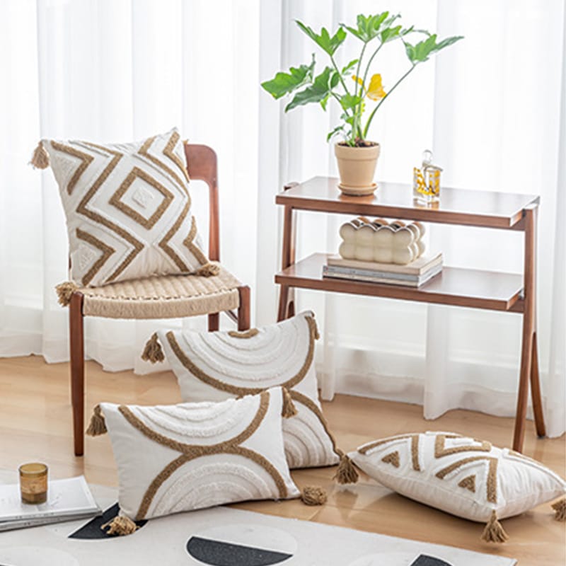 Boho Throw Pillow Covers with Tassels – Artful Texture for Modern Spaces