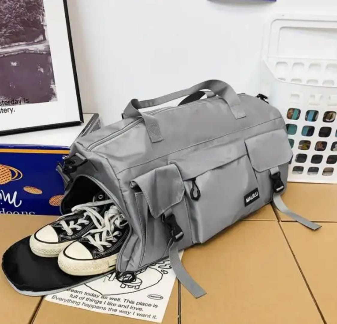 Maijulu Duffle Bag Stylish & Functional Travel Companion