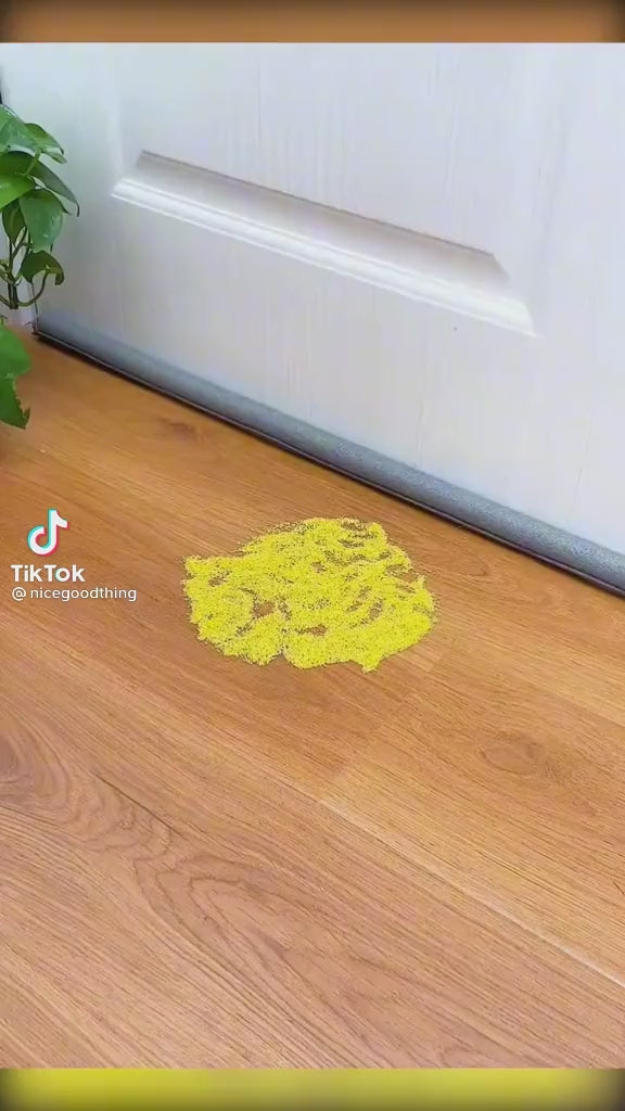 Door space sealerDoor space sealer